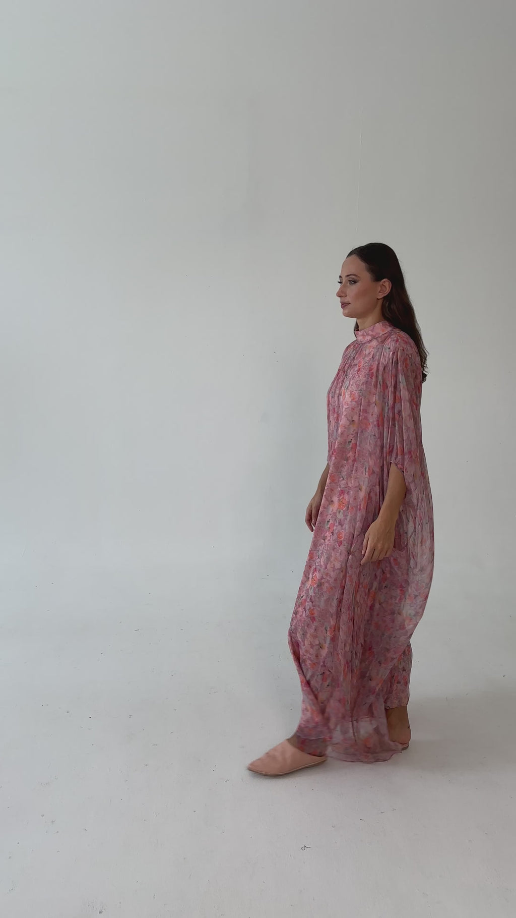 Eco-friendly kaftan
Sustainable luxury dress
Pink floral print kaftan
Biodegradable chiffon kaftan
Elegant kaftan with pockets
Designer pink kaftan
Luxury fashion for women
Satin-lined kaftan
Effortless style dress
Relaxed elegance kaftan
Eco-conscious women’s clothing
Ethically made dress
Handmade kaftan dress
Lightweight pink kaftan
Sustainable floral kaftan
Feminine pink dress
Flowing kaftan dress
High-end sustainable fashion
Luxury kaftan with satin slip
Size S kaftan